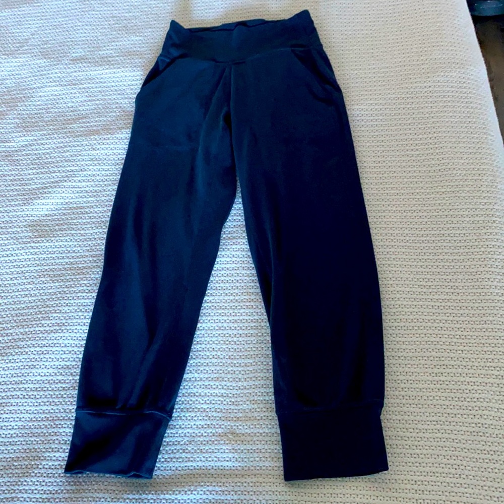 Lululemon navy blue joggers